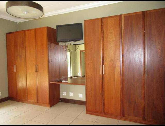 1 BEDROOM PROPERTY TO RENT IN RETIRE AT MIDSTREAM